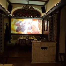 Aqua Villa étterme, Eger - Belső