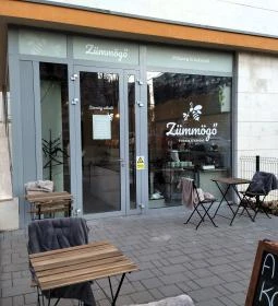 Zümmögô Pékség & Kávézó