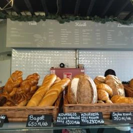 Zümmögô Pékség & Kávézó Budapest - Étel/ital