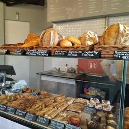 Zümmögô Pékség & Kávézó Budapest - Étel/ital