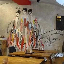 Zusi Budapest - Belső