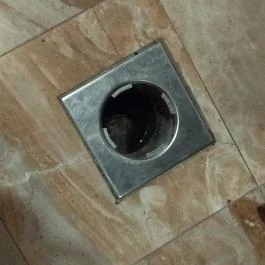 Zusi Budapest - Mosdó