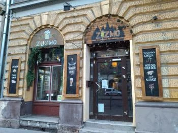 Zuzmó Kocsma Budapest