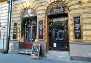 Zuzmó Kocsma Budapest