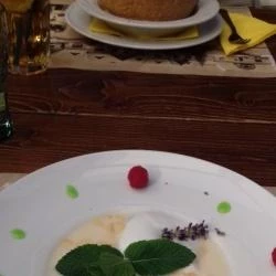 Huber Étterem Fertőrákos - Étel/ital