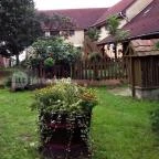 Erdei Vendégház Sárvár - Medence/kert