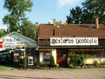 Mészáros Vendéglő Abony