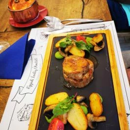 Almavirág Étterem Derecske - Étel/ital