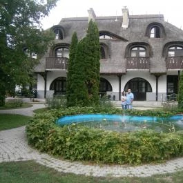 Laci Betyár Fogadó Hajdúszoboszló - Medence/kert