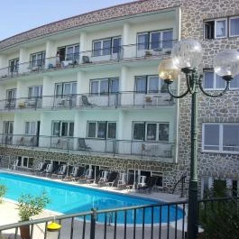 Hotel Kikelet Pécs - Külső kép