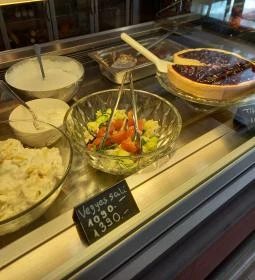 Elise Bistro & Café