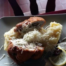 Vaskapu Étterem Esztergom - Étel/ital