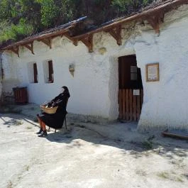 Sáfrány Kert és Egerszalóki Barlanglakások, Egerszalók - Egyéb