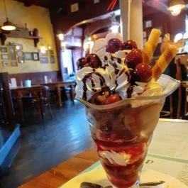 Nelson Pub Étterem & Cukrászda, Hajdúszoboszló - Étel/ital