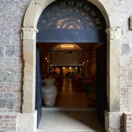 Prímás Pince Étterem, Esztergom - Egyéb