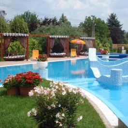 Duna Relax & Event Hotel Ráckeve - Medence/kert