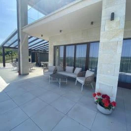 Angyal Villa Rátka - Medence/kert