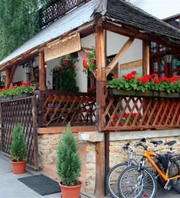 Vadász Étterem és Panzió