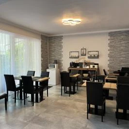 Aventurin House Révfülöp - Vendéglátás