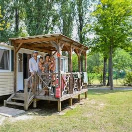 Balatontourist Napfény Kemping Révfülöp - Medence/kert