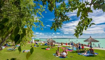 Balatontourist Napfény Kemping Révfülöp