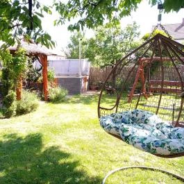 Margaréta Panzió Sárospatak - Medence/kert