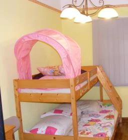 Négy Gólya Apartman