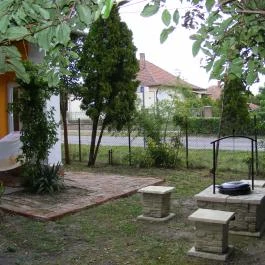 Négy Gólya Apartman Sarud - Külső kép