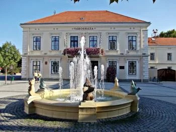 Kossuth téri szökőkút Sárvár