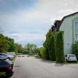 Erika Apartman Sárvár - Medence/kert