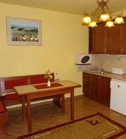 HoldLux Apartmanok