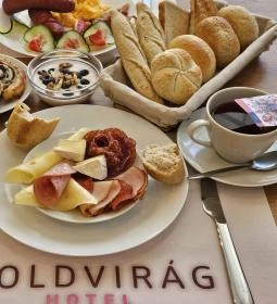 Holdvirág Hotel