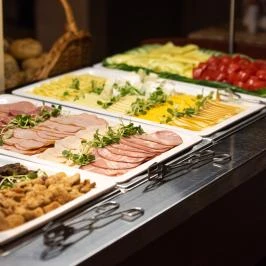 R31 Residence Sárvár - Vendéglátás