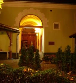 Tinódi Hotel & Étterem