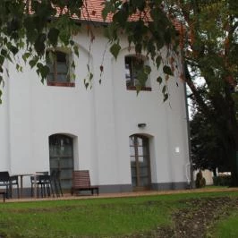 Vadkert Major Sárvár - Külső kép