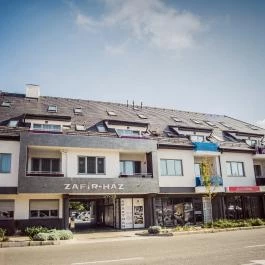 Zafír Apartman Sárvár - Külső kép