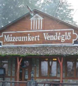 Múzeumkert Vendéglő & Panzió
