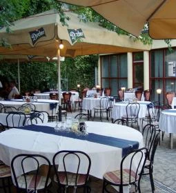 Hotel Agora Étterem