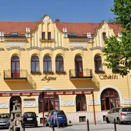 Hotel Agora Siklós - Külső kép