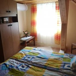 Szabó Vendégház Siklós - Szobák