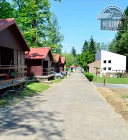 Mediano Thermal Camping & Bungaló Park