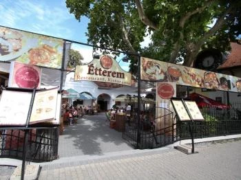 Borharapó - Ristorante Rustica Étterem, Borozó Siófok