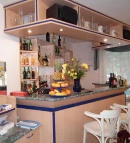 Andi-Imoletta Panzió