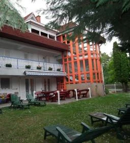 Andi-Imoletta Panzió