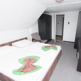 Aranypart Camping Siófok - Szobák