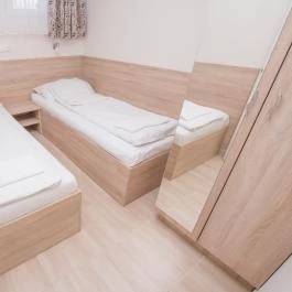 Aranypart Camping Siófok - Szobák