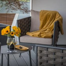 BJ81 Suite Hotel Siófok - Medence/kert