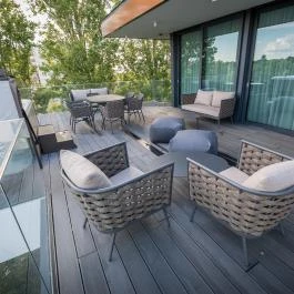 BJ81 Suite Hotel Siófok - Medence/kert