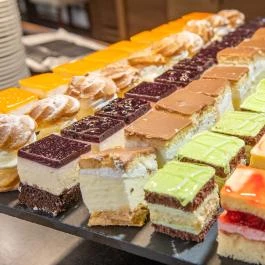 CE Plaza Hotel Siófok - Vendéglátás