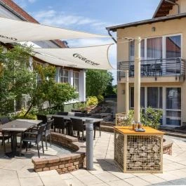 CE Plaza Hotel Siófok - Medence/kert